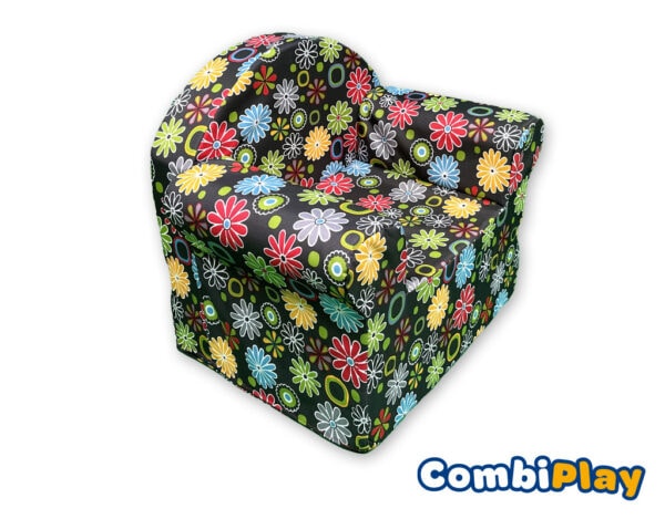 Kinderstoeltje-met-tafel-2