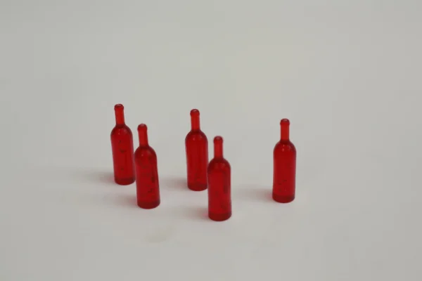 rode wijnfles bordspel pionnen scaled
